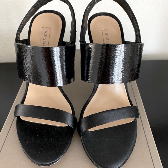 Beautiful BCBG strappy heels - Picture 1 of 4